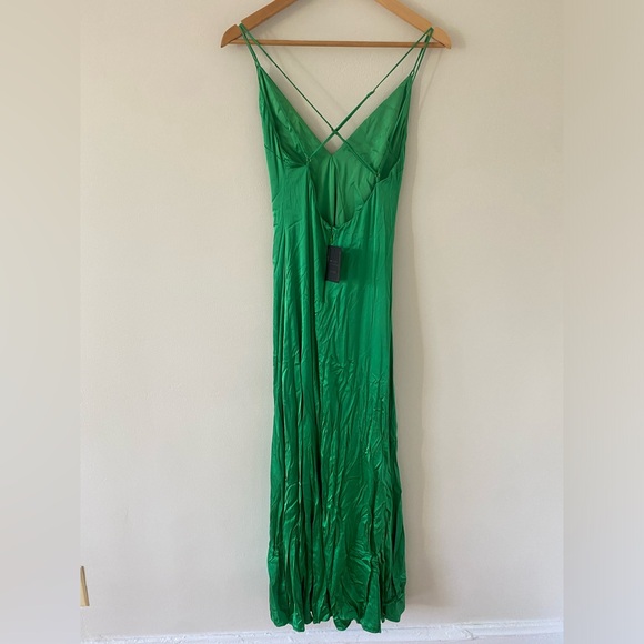 NWT Michael Costello x REVOLVE Leia Gown in Bright Green Size XS - Picture 5 of 8